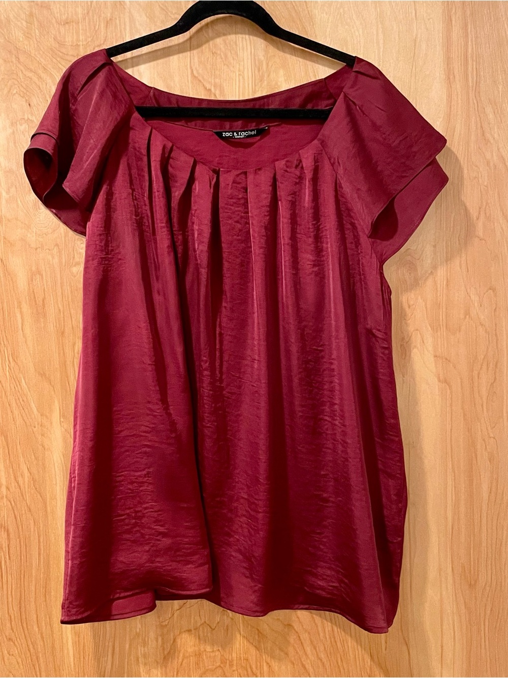 Women's Burgundy Short Sleeve Pleated Blouse